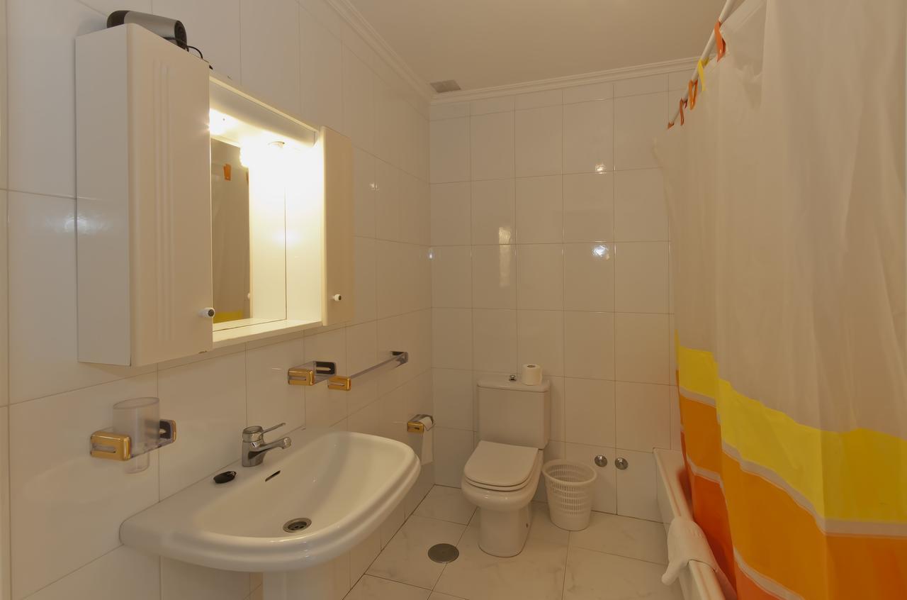 Apartamentos De Uso Turistico Fontina - Playa Montalvo - Sanxenx0 -Pontevedra Sanxenxo Exterior photo